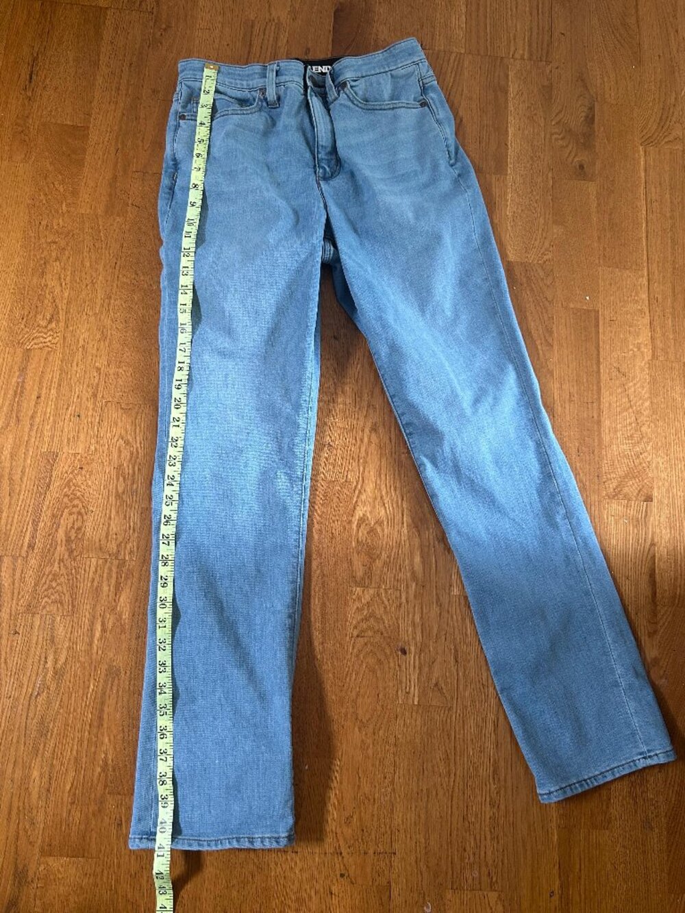 Lands’ End Women’s Light Wash Straight Leg Jeans Size 8 Like New